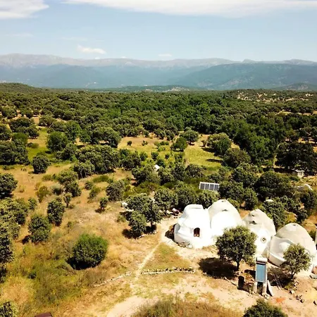 Holiday home Ecological Dome Structure With A Natural Pool For A Glamping Getaway Near Madrid, Spain